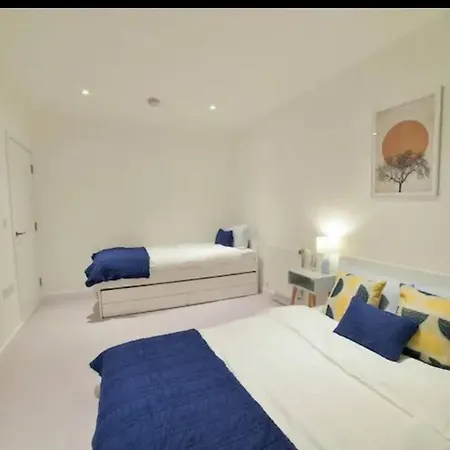 London Guest Room Exterior photo